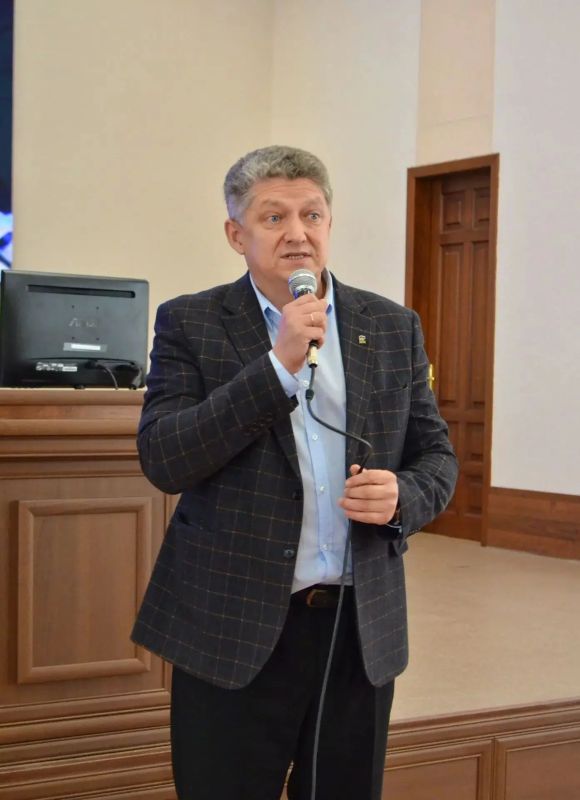 Сергей Цемкало: В рамках проекта «Госстарт» провел особенную для меня встречу с молодежью Луганска Сергей Цемкало: В рамках проекта «Госстарт» провел особенную для меня встречу с молодежью Луганска