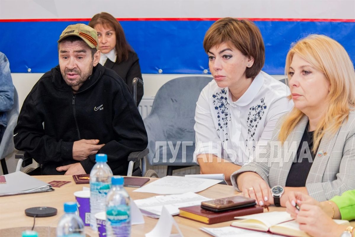 В Луганске прошел межведомственный прием граждан по оказанию бесплатной юридической помощи В Луганске прошел межведомственный прием граждан по оказанию бесплатной юридической помощи