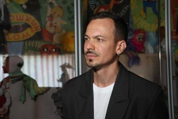 Артём Малахов стал новым художественным руководителем Луганского театра кукол