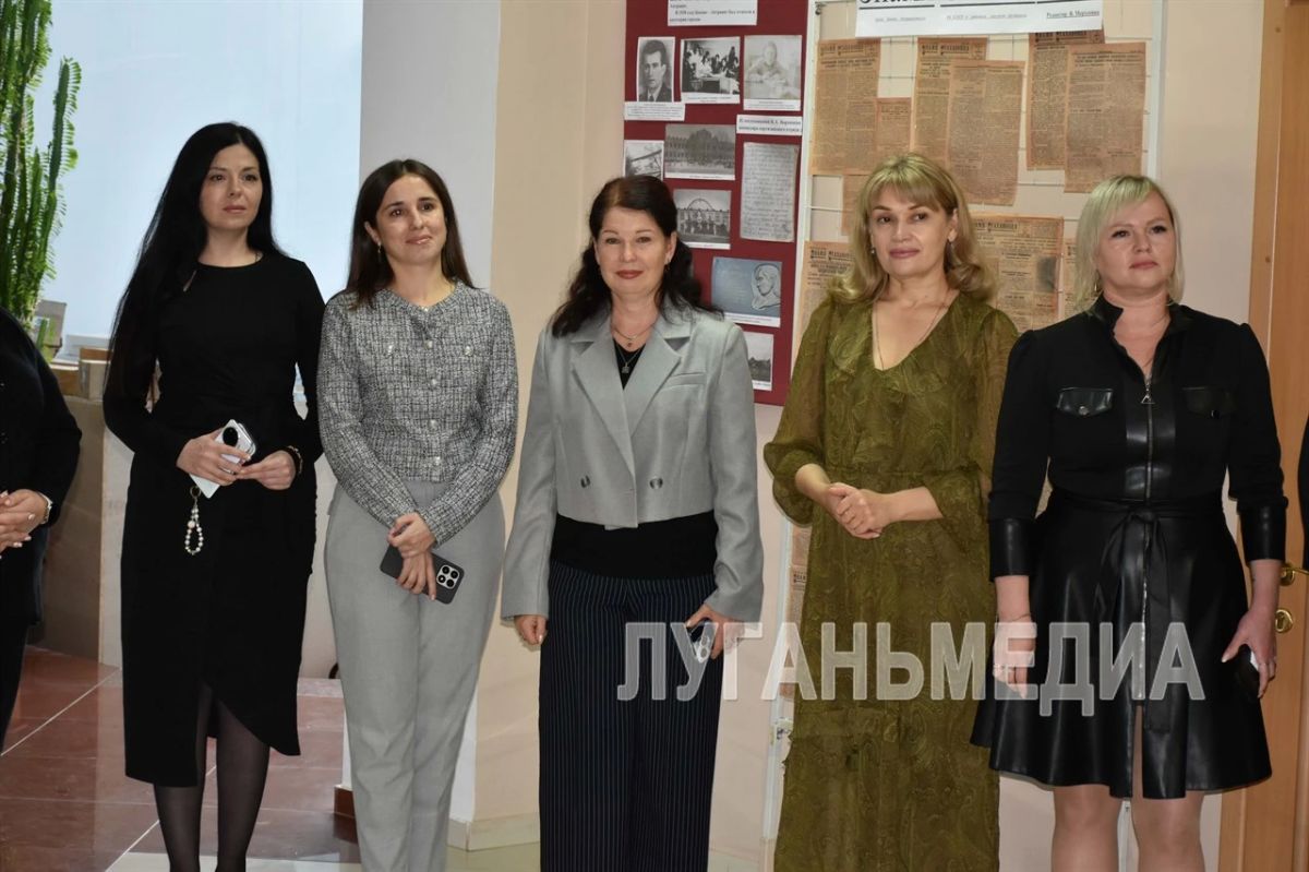 В историческом музее Антрацита прошла выставка в честь 90-летия газеты «Антрацитовский вестник» В историческом музее Антрацита прошла выставка в честь 90-летия газеты «Антрацитовский вестник»