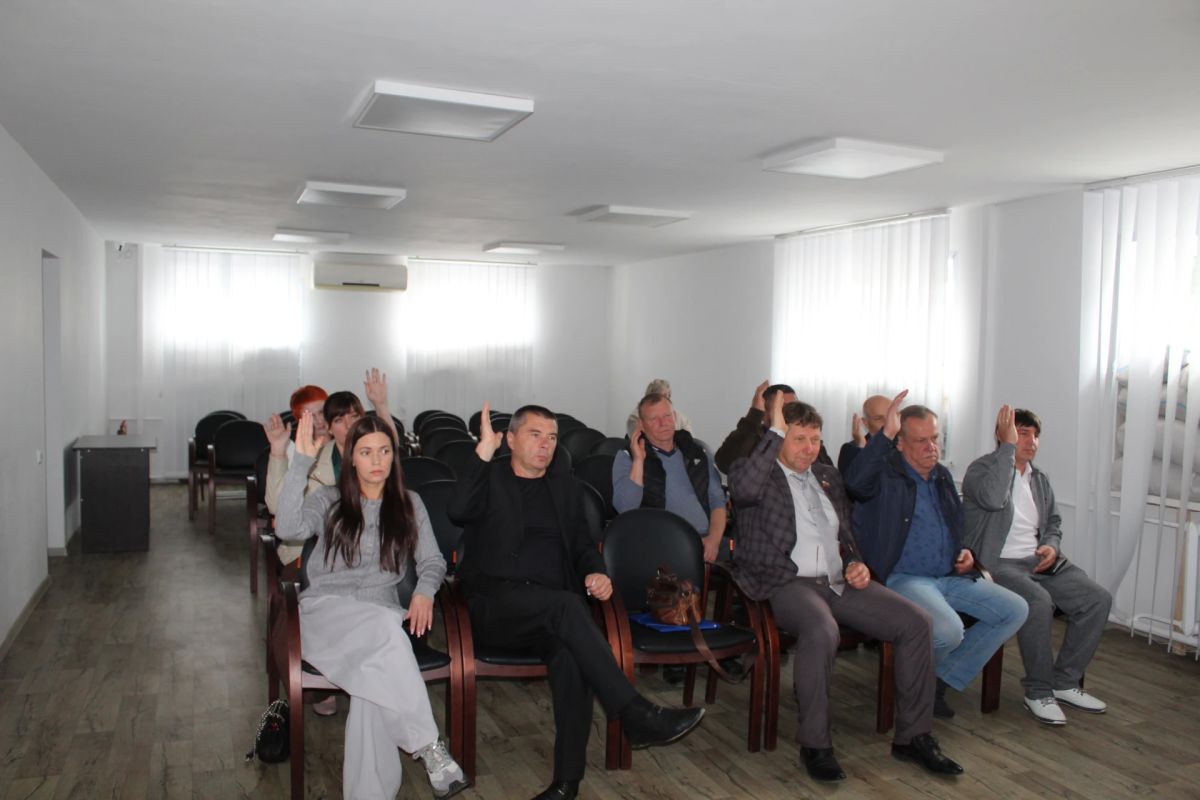 Юлия Кожухарь: Сегодня приняла участие в очередном LVII заседании Совета Новопсковского муниципального округа Луганской Народной Республики Юлия Кожухарь: Сегодня приняла участие в очередном LVII заседании Совета Новопсковского муниципального округа Луганской Народной Республики