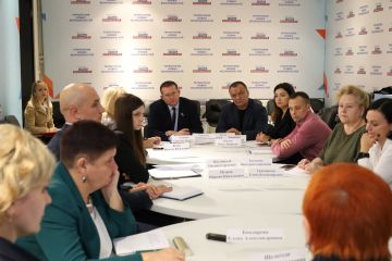 В Комитете по инфраструктуре создана рабочая группа по вопросу установления дополнительных выплат сотрудникам коммунальных служб, работающим вблизи линии боевого соприкосновения