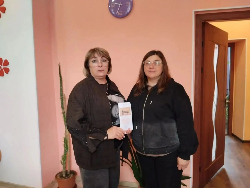 Работники Малоивановского Дома культуры организовали патриотическую акцию в честь героев «Молодой гвардии»