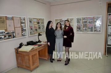В историческом музее Антрацита прошла выставка в честь 90-летия газеты «Антрацитовский вестник»