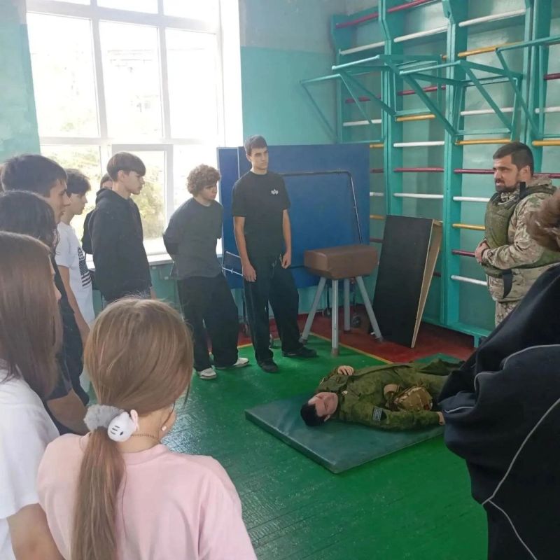 «ZАРНИЦА»: КОГДА УЧАТСЯ НЕ ТОЛЬКО ПОБЕЖДАТЬ, НО И БЫТЬ КОМАНДОЙ «ZАРНИЦА»: КОГДА УЧАТСЯ НЕ ТОЛЬКО ПОБЕЖДАТЬ, НО И БЫТЬ КОМАНДОЙ