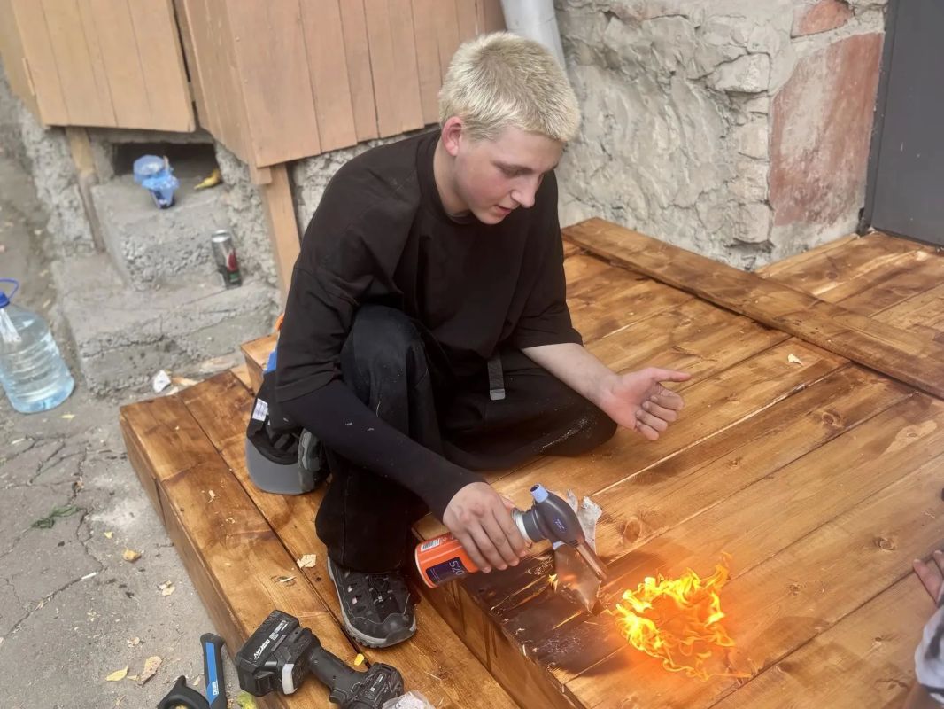 В Луганске прошли съёмки новеллы «Архитектор» В Луганске прошли съёмки новеллы «Архитектор»