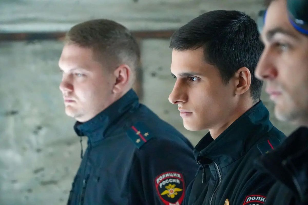 Луганским полицейским провели практические занятия по совершенствованию навыков владения огнестрельным табельный оружием Луганским полицейским провели практические занятия по совершенствованию навыков владения огнестрельным табельный оружием