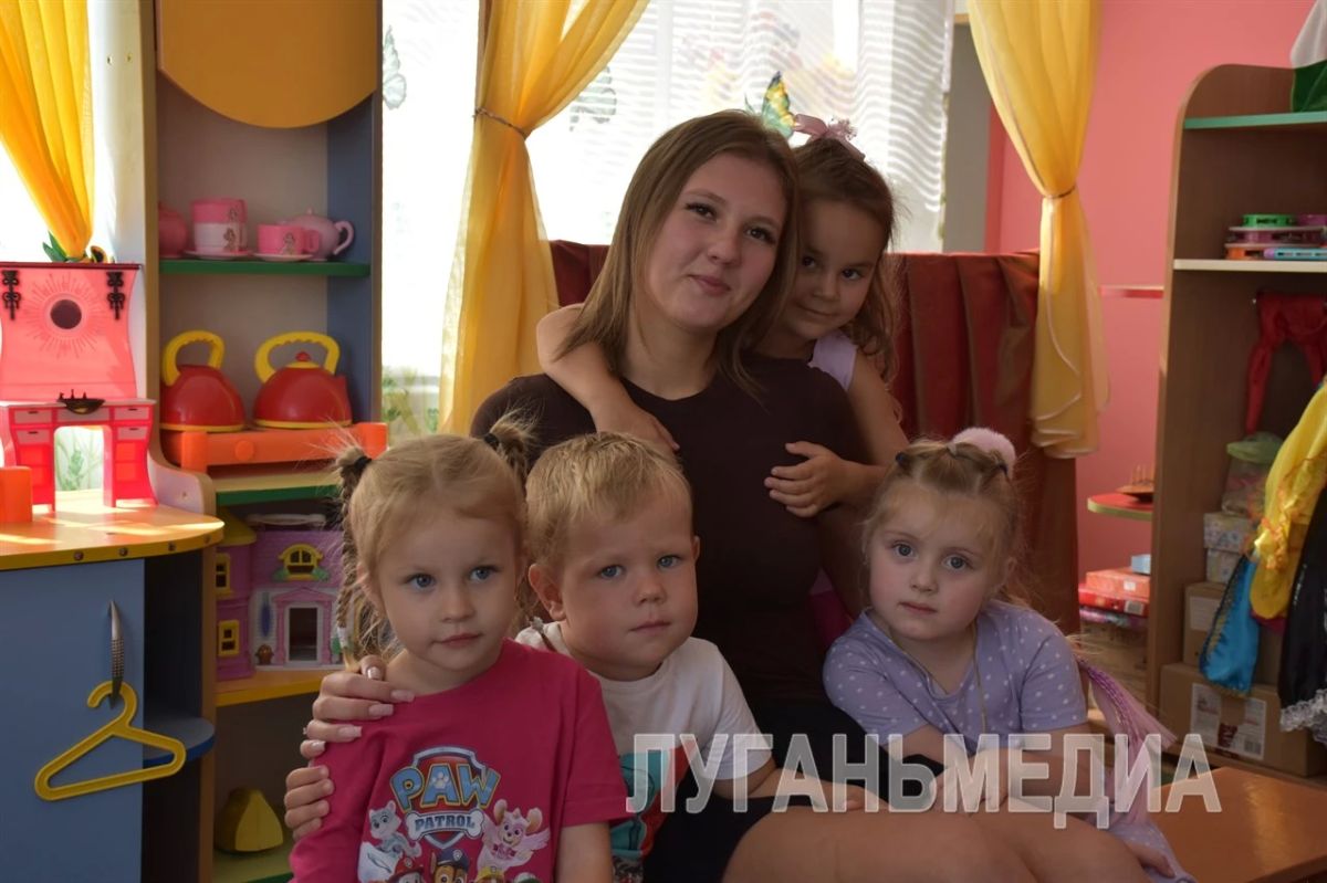 27 сентября — День воспитателя и всех дошкольных работников 27 сентября — День воспитателя и всех дошкольных работников