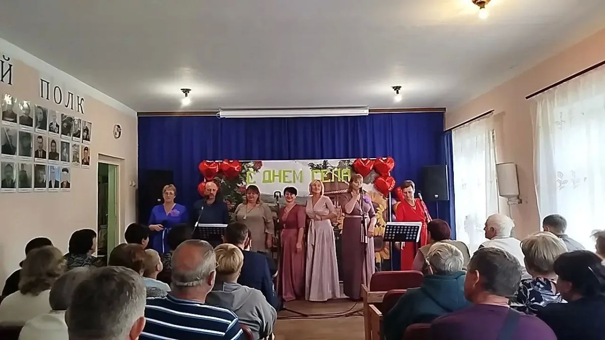В филиале «Дом культуры Надежда» МБУ «Дом культуры п.Широкий» состоялся праздничный концерт ко Дню села Гарасимовка «Малая Родина моя» В филиале «Дом культуры Надежда» МБУ «Дом культуры п.Широкий» состоялся праздничный концерт ко Дню села Гарасимовка «Малая Родина моя»