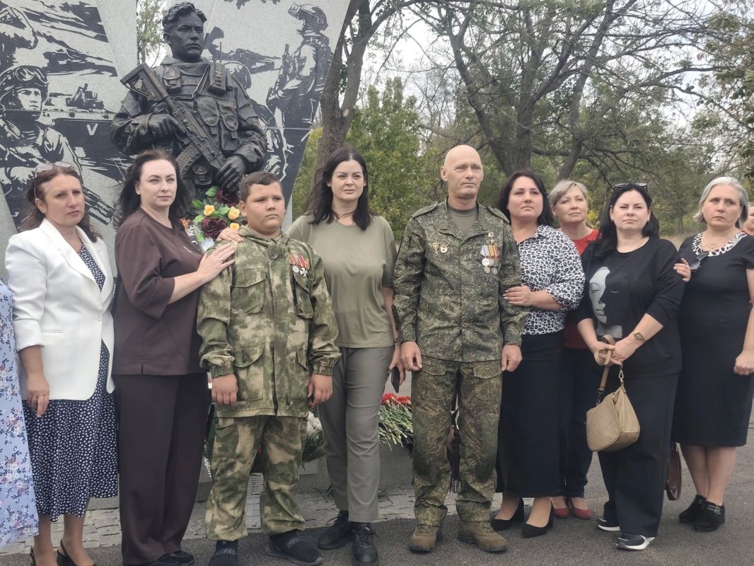 В Краснодоне по Народной программе Единой России благоустраивают вторую часть парка им. Молодой гвардии В Краснодоне по Народной программе Единой России благоустраивают вторую часть парка им. Молодой гвардии