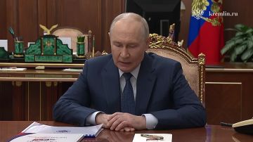 Владимир Путин встретился в Кремле с Председателем Центризбиркома Эллой Памфиловой