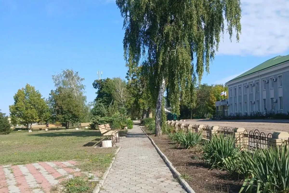 Свердловские коммунальщики наводят порядок в муниципалитете Свердловские коммунальщики наводят порядок в муниципалитете