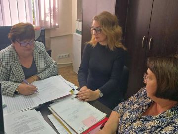 Специалисты отдела опеки и попечительства над совершеннолетними недееспособными Администрации округа совместно с Филиалом №21 Республиканского центра социальной защиты населения провели важную встречу с опекунами...