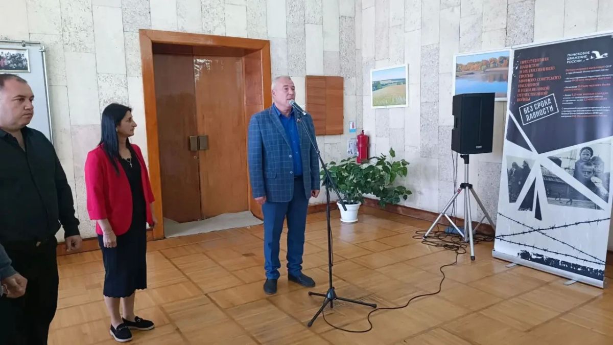 «Историческая память»: В Ровеньках открыли мемориальную доску Герою СССР и выставку «Без срока давности» «Историческая память»: В Ровеньках открыли мемориальную доску Герою СССР и выставку «Без срока давности»