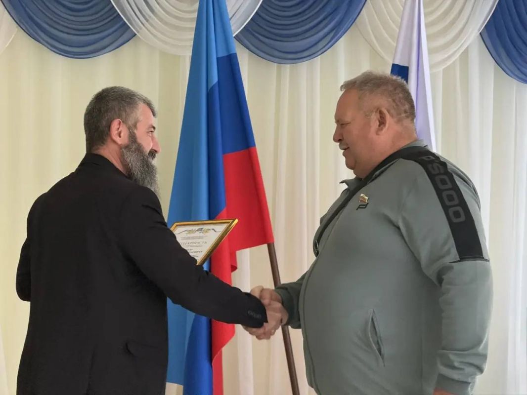 Олег Савченко: Принял участие в торжественном мероприятии, посвящённом первой годовщине со дня образования Народной дружины Меловского муниципального округа Олег Савченко: Принял участие в торжественном мероприятии, посвящённом первой годовщине со дня образования Народной дружины Меловского муниципального округа
