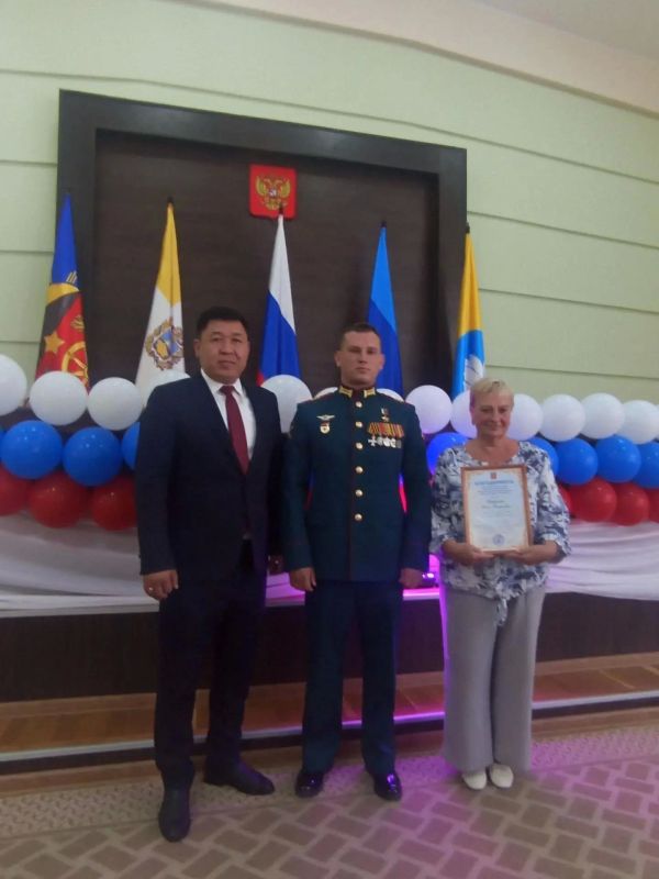 С праздником, родной Антрацит! Чествуем тех, кто всегда на связи