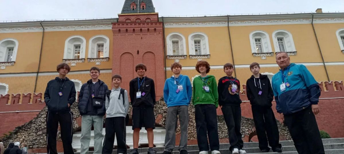 Юные футболисты ЛНР представили республику на финале Всероссийского фестиваля дворового футбола Юные футболисты ЛНР представили республику на финале Всероссийского фестиваля дворового футбола