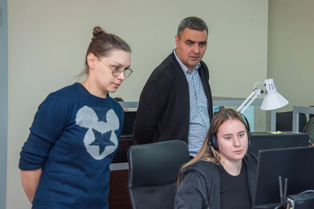 В ЛНР формируется единая система экстренных вызовов по номеру «112» В ЛНР формируется единая система экстренных вызовов по номеру «112»