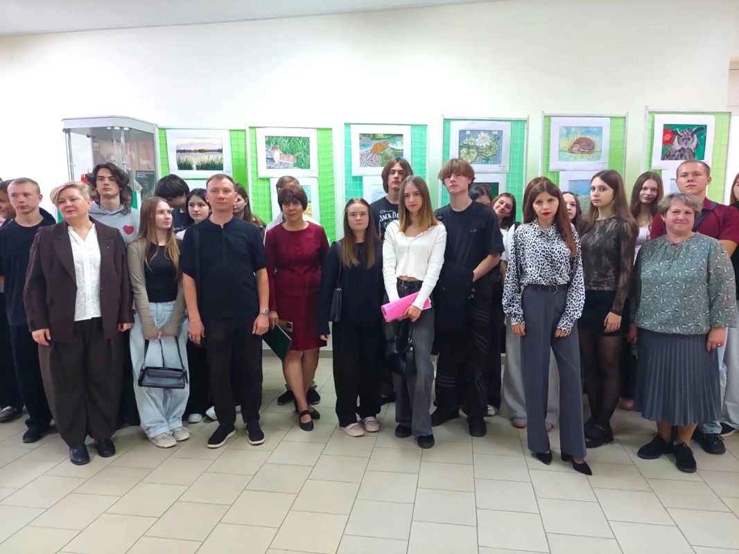 В республиканской научной библиотеке имени М. Горького открылась выставка рисунков победителей природоохранного проекта «Заповедное дело» им. С.В. Заики В республиканской научной библиотеке имени М. Горького открылась выставка рисунков победителей природоохранного проекта «Заповедное дело» им. С.В. Заики