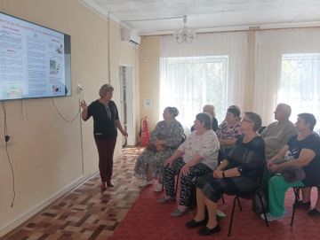 В Первомайском комплексном центре социального обслуживания населения прошло тематическое занятие, посвящённое организации безопасного и удобного жилого пространства