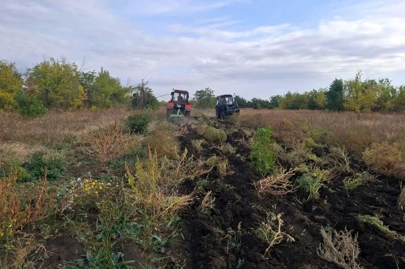 Завершена повторная опашка минерализованных полос в Червонопартизанске Завершена повторная опашка минерализованных полос в Червонопартизанске