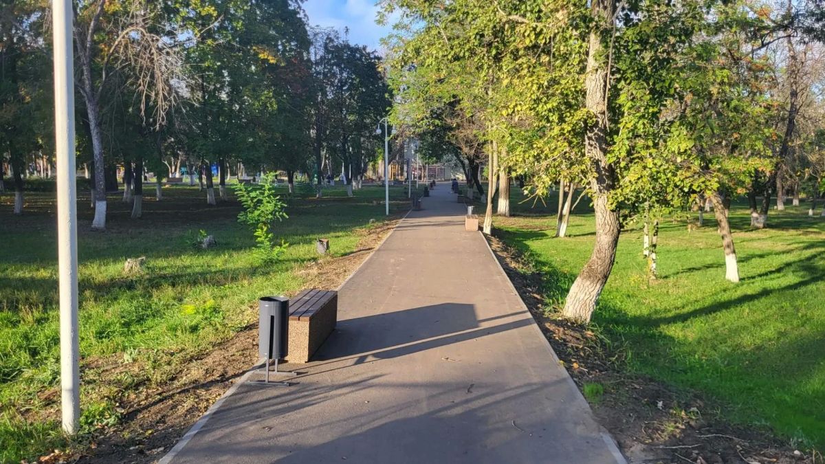 В Молодогвардейске завершены работы по благоустройству городского парка В Молодогвардейске завершены работы по благоустройству городского парка
