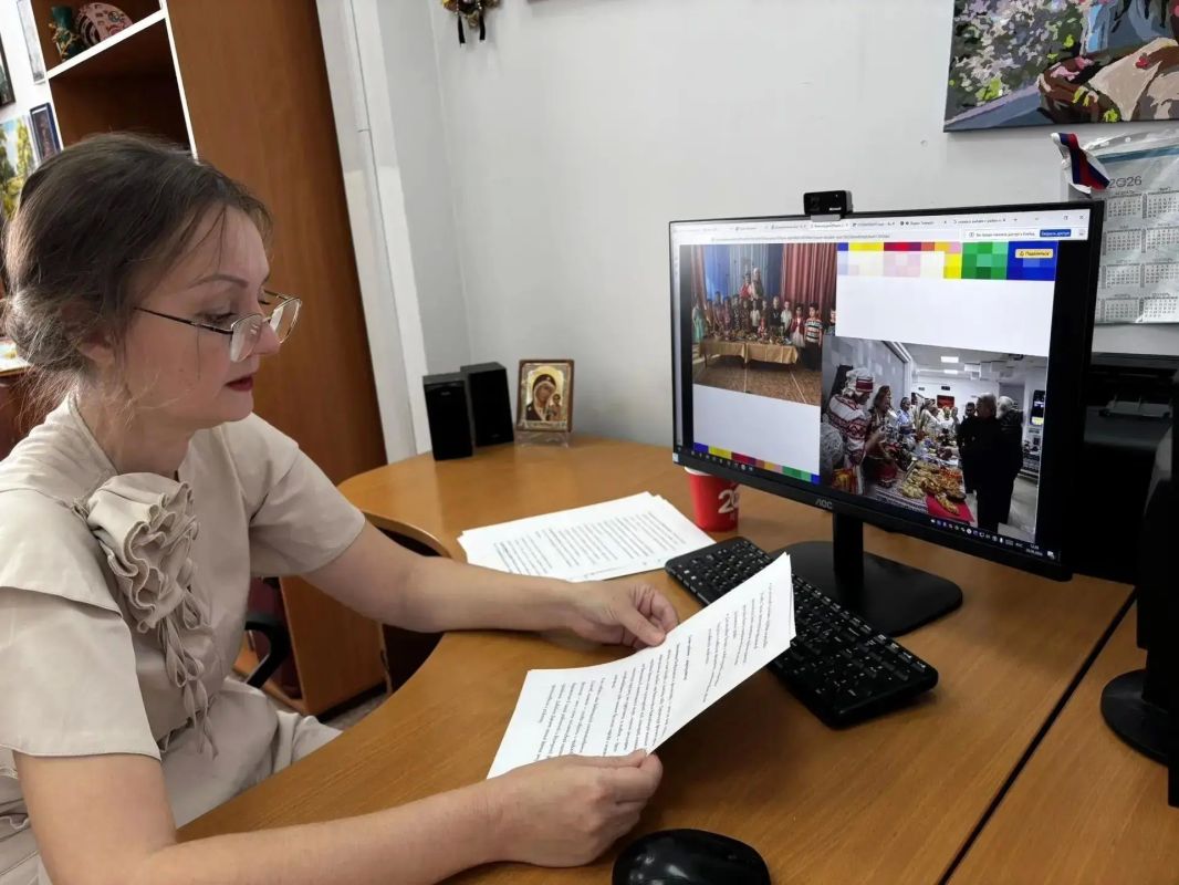 Мосты, сказки и живой оркестр: как прошел видеомост оренбуржцев с коллегами из Перевальска Мосты, сказки и живой оркестр: как прошел видеомост оренбуржцев с коллегами из Перевальска