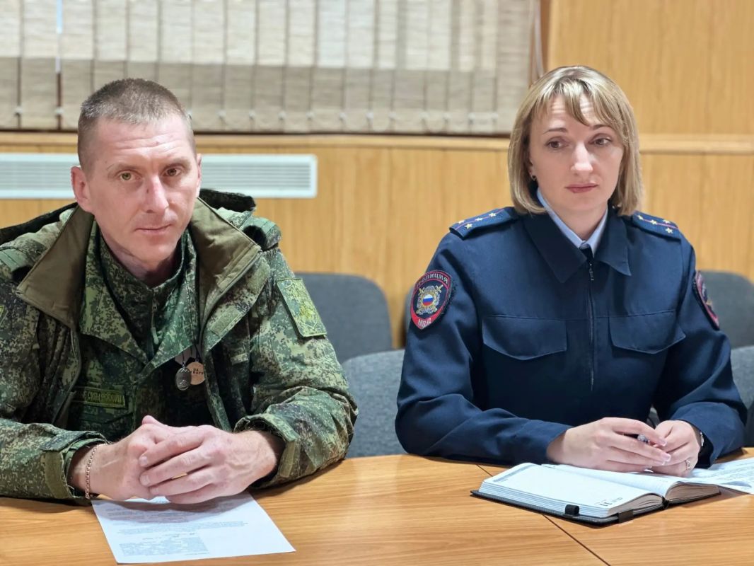 В Перевальске состоялось очередное заседание Муниципального координационного совета по взаимодействию с «Движением первых» В Перевальске состоялось очередное заседание Муниципального координационного совета по взаимодействию с «Движением первых»