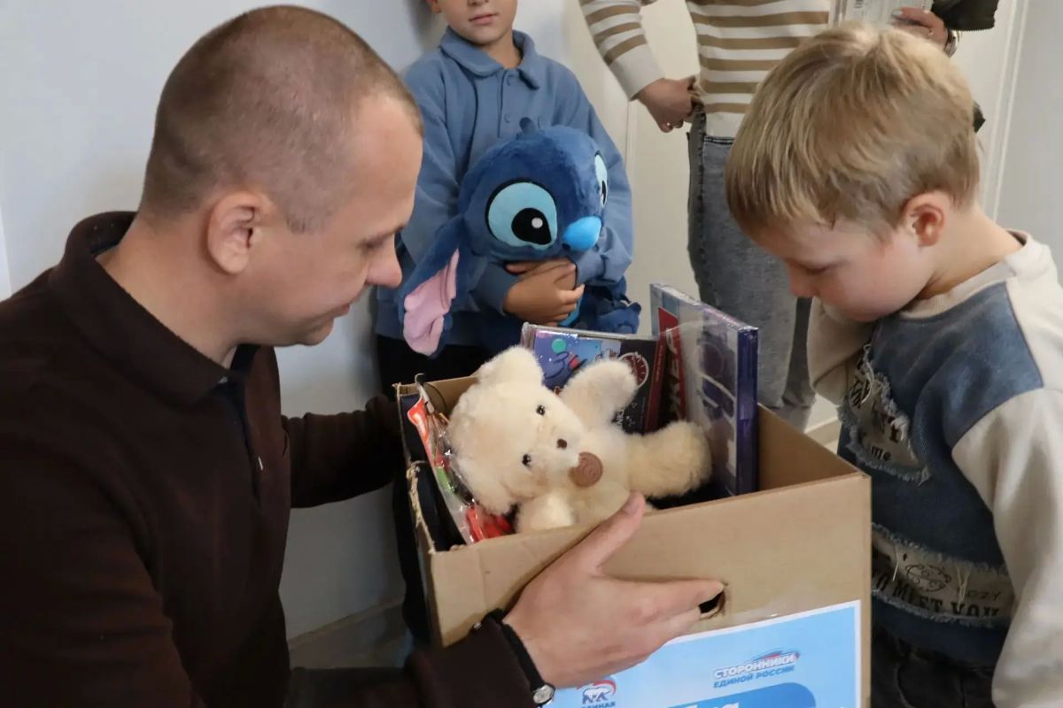 Яна Сылкина: Акция "Коробка храбрости" стала уже доброй традицией в Северодонецке Яна Сылкина: Акция "Коробка храбрости" стала уже доброй традицией в Северодонецке