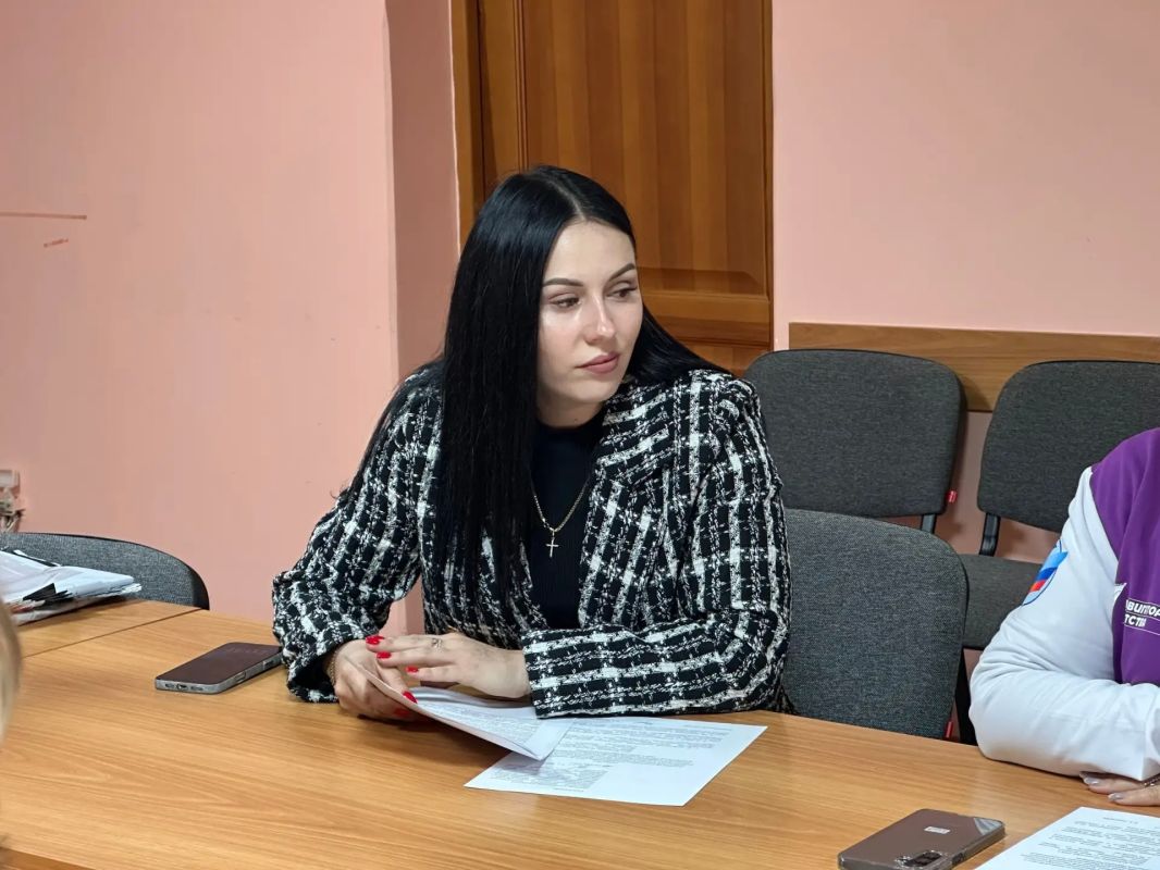 В Перевальске состоялось очередное заседание Муниципального координационного совета по взаимодействию с «Движением первых» В Перевальске состоялось очередное заседание Муниципального координационного совета по взаимодействию с «Движением первых»