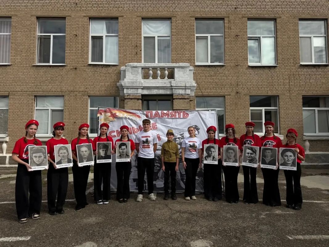 Андрей Рубанцов: Ровеньки помнят: 84 года подвигу «Молодой гвардии» Андрей Рубанцов: Ровеньки помнят: 84 года подвигу «Молодой гвардии»