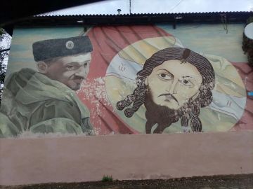 Стаханов, ЛНР.. Мурал (граффити ли) Павла Дремова, комбата 6-го казачьего