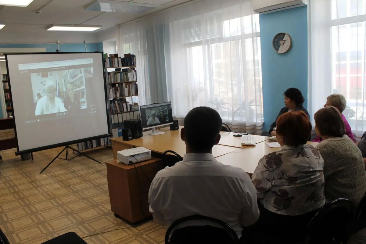 Оренбуржцы и перевальчане проводят совместные познавательные мероприятия Оренбуржцы и перевальчане проводят совместные познавательные мероприятия