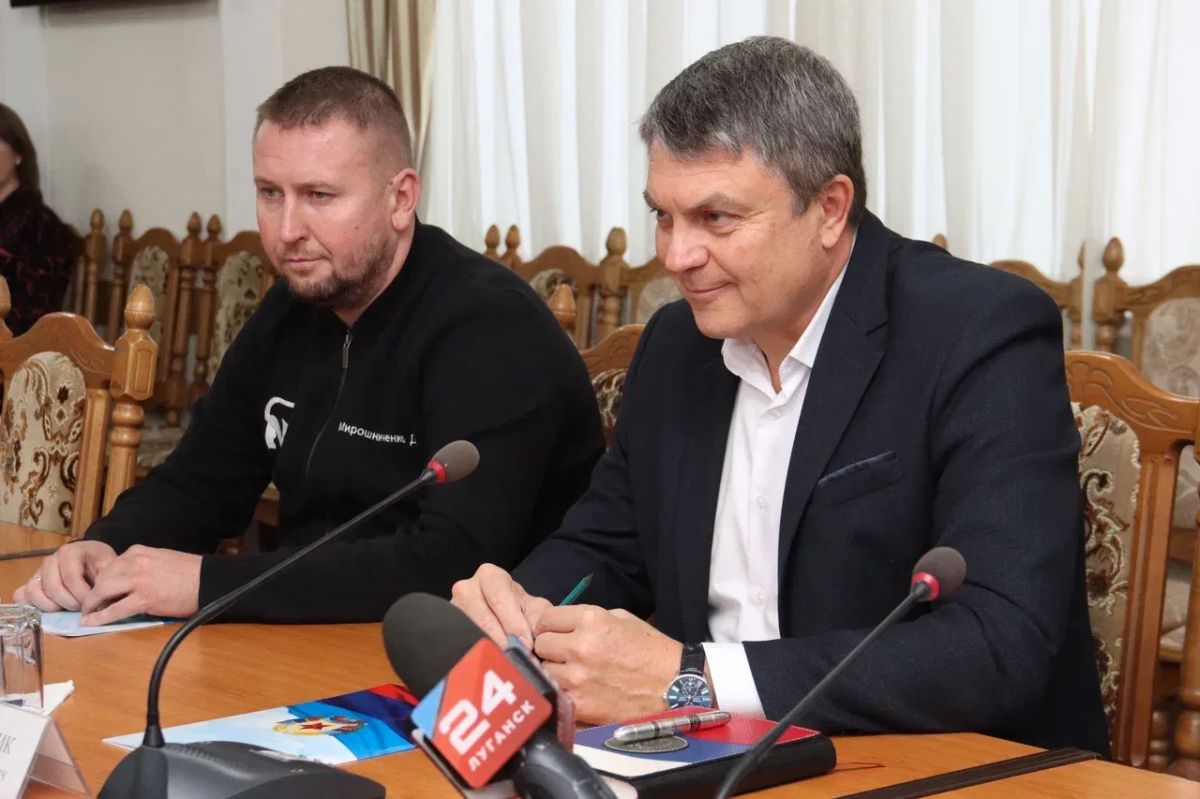 Леонид Пасечник: Встретился с заместителем Председателя Российского военно-исторического общества Николаем Овсиенко