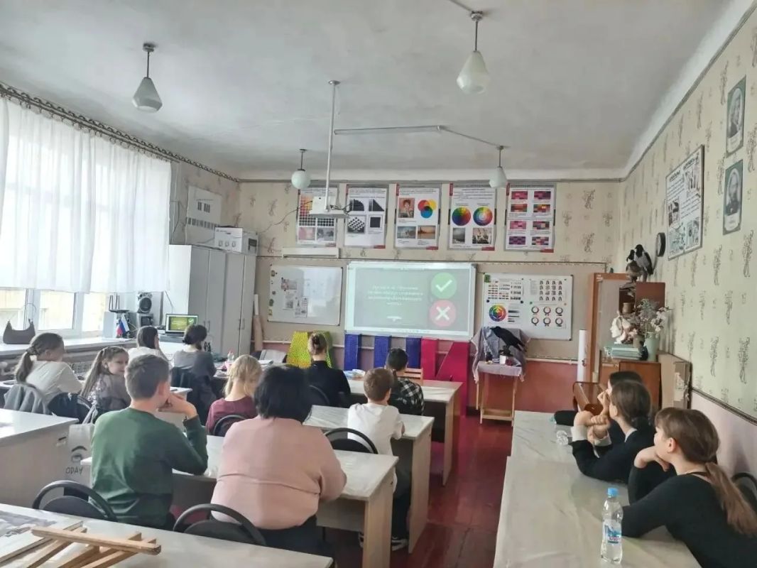 Оренбуржцы поздравили перевальчан с грядущим Днём воссоединения Оренбуржцы поздравили перевальчан с грядущим Днём воссоединения