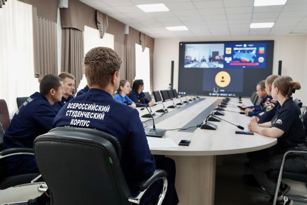 Объединяя сердца и опыт: онлайн-конференция ко Дню воссоединения с участием добровольцев ВСКС Объединяя сердца и опыт: онлайн-конференция ко Дню воссоединения с участием добровольцев ВСКС