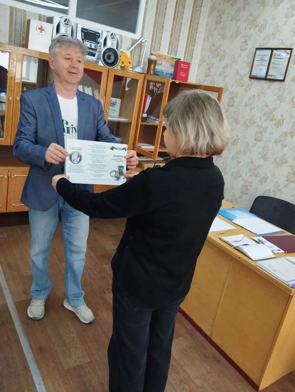 Депутаты проводят антикоррупционное просвещение в округе Депутаты проводят антикоррупционное просвещение в округе
