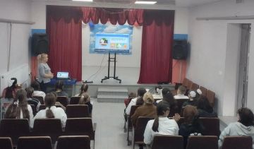 Филиале № 5 клуба пгт. Хрустальное прошёл клубный час «Безопасный интернет»