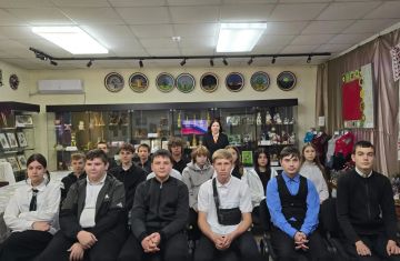 29 сентября 2026г. в преддверии Дня воссоединения Донецкой и Луганской Народных Республик, Запорожской и Херсонской областей с Российской Федерацией для обучающихся Краснолучской школы №2 прошел тематический час, посвященный...