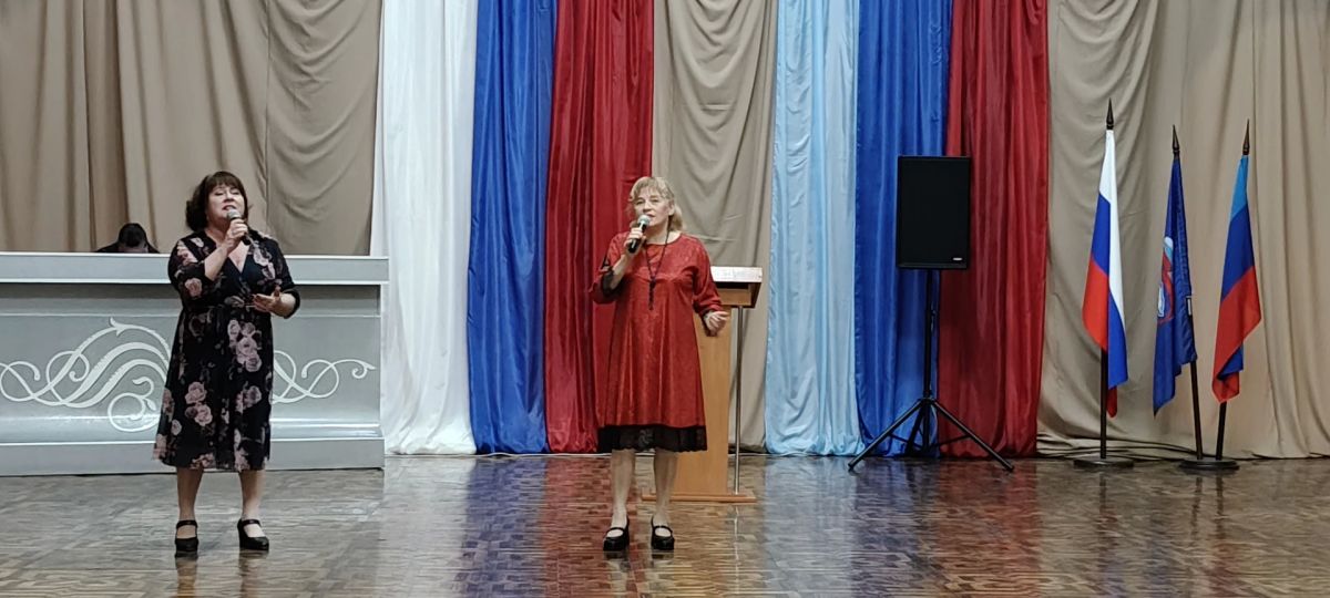 30 сентября в Молодогвардейском Дворце культуры «Юность» состоялась праздничная концертная программа «Важный день для каждого из нас!», посвящённая годовщине подписания в Кремле договоров о принятии новых территорий в состав... 30 сентября в Молодогвардейском Дворце культуры «Юность» состоялась праздничная концертная программа «Важный день для каждого из нас!», посвящённая годовщине подписания в Кремле договоров о принятии новых территорий в состав...