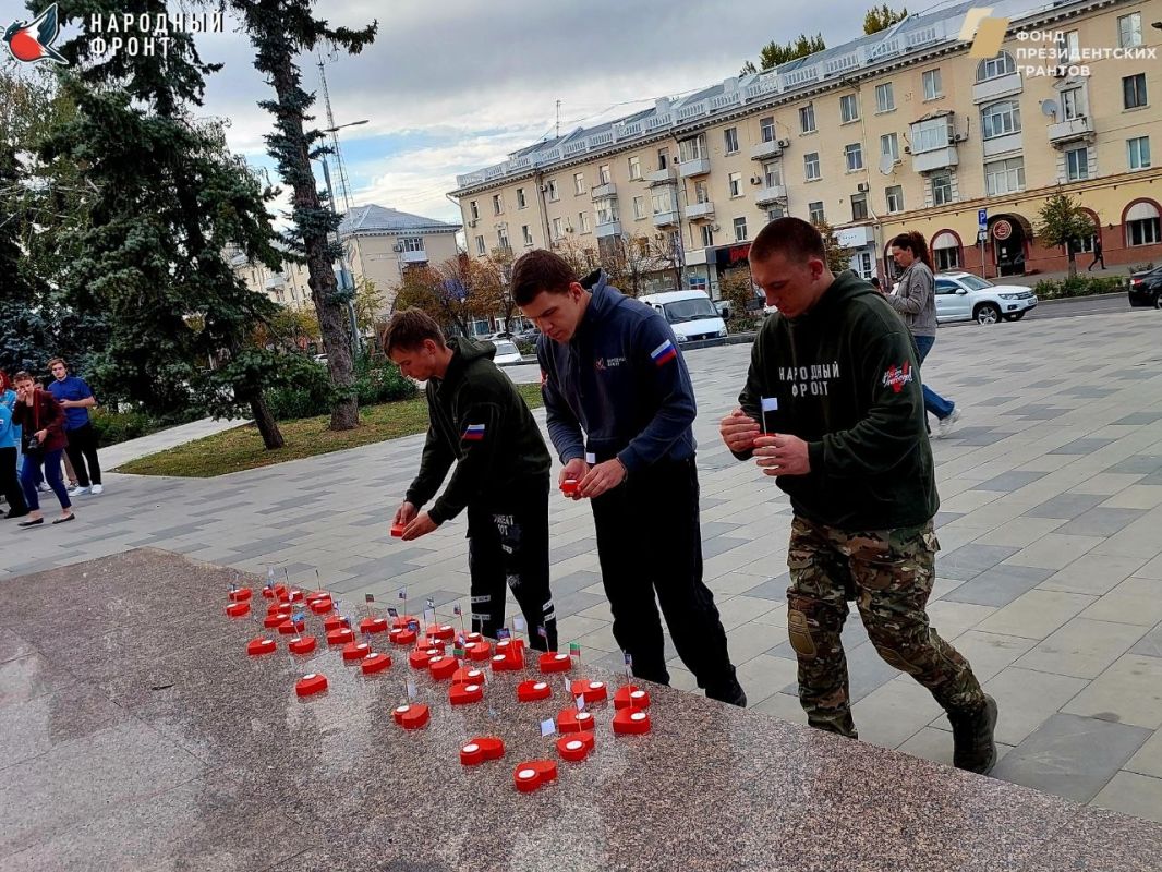 Сегодня особенный день. В канун четвертой годовщины воссоединения ЛНР с Россией мы собрались у храма «Умиление», чтобы почтить память наших героев — участников СВО Сегодня особенный день. В канун четвертой годовщины воссоединения ЛНР с Россией мы собрались у храма «Умиление», чтобы почтить память наших героев — участников СВО