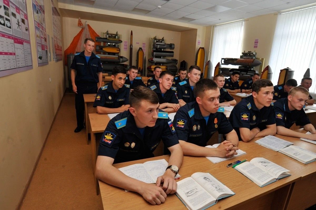 ФЕДЕРАЛЬНОЕ ГОСУДАРСТВЕННОЕ КАЗЕННОЕ ВОЕННОЕ ОБРАЗОВАТЕЛЬНОЕ УЧРЕЖДЕНИЕ ВЫСШЕГО ОБРАЗОВАНИЯ ВОЕННЫЙ УЧЕБНО-НАУЧНЫЙ ЦЕНТР ВОЕННО-ВОЗДУШНЫХ СИЛ «ВОЕННО-ВОЗДУШНАЯ АКАДЕМИЯ ИМЕНИ ПРОФЕССОРА Н. Е. ЖУКОВСКОГО И Ю. А. ГАГАРИНА» (Г.... ФЕДЕРАЛЬНОЕ ГОСУДАРСТВЕННОЕ КАЗЕННОЕ ВОЕННОЕ ОБРАЗОВАТЕЛЬНОЕ УЧРЕЖДЕНИЕ ВЫСШЕГО ОБРАЗОВАНИЯ ВОЕННЫЙ УЧЕБНО-НАУЧНЫЙ ЦЕНТР ВОЕННО-ВОЗДУШНЫХ СИЛ «ВОЕННО-ВОЗДУШНАЯ АКАДЕМИЯ ИМЕНИ ПРОФЕССОРА Н. Е. ЖУКОВСКОГО И Ю. А. ГАГАРИНА» (Г....