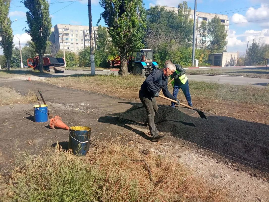Один из наболевших вопросов — состояние тротуаров Один из наболевших вопросов — состояние тротуаров