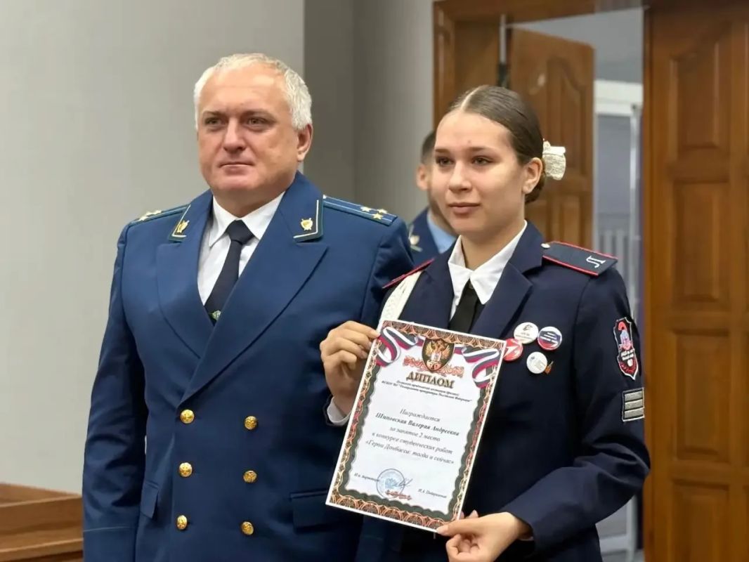И.о. прокурора Луганской Народной Республики Сергей Панкратов принял участие в ежегодном Всероссийском форуме «Герои Донбасса: тогда и сейчас», организованном в Луганском юридическом институте (филиале) Университета... И.о. прокурора Луганской Народной Республики Сергей Панкратов принял участие в ежегодном Всероссийском форуме «Герои Донбасса: тогда и сейчас», организованном в Луганском юридическом институте (филиале) Университета...