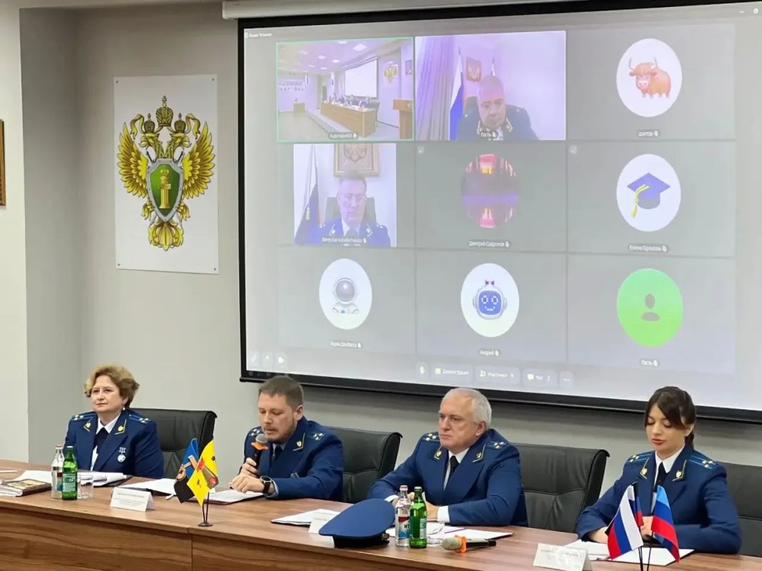 И.о. прокурора Луганской Народной Республики Сергей Панкратов принял участие в ежегодном Всероссийском форуме «Герои Донбасса: тогда и сейчас», организованном в Луганском юридическом институте (филиале) Университета...