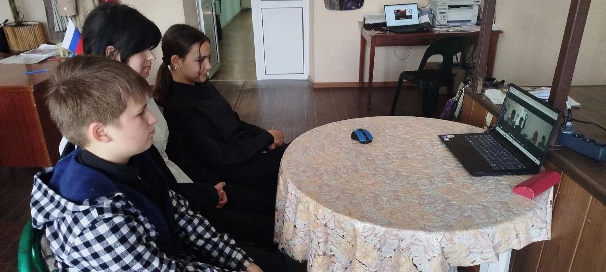 28 сентября в Ящиковском Доме культуры состоялась видео-встреча с шефами из Илекского района Оренбургской области 28 сентября в Ящиковском Доме культуры состоялась видео-встреча с шефами из Илекского района Оренбургской области