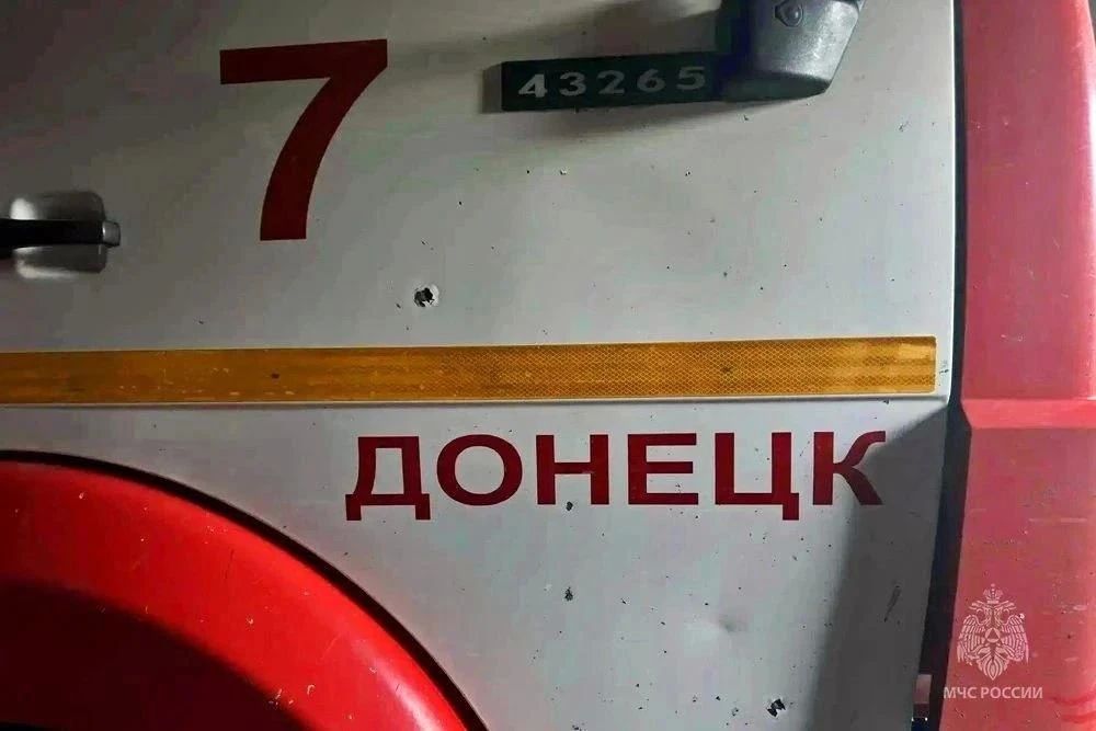 При повторной атаке БПЛА в Донецке пострадали восемь спасателей