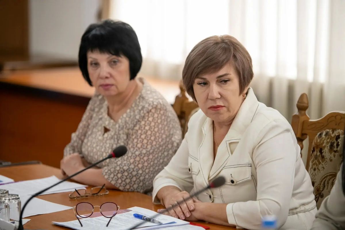 Леонид Пасечник: Провел заседание Инвестиционного комитета Луганской Народной Республики Леонид Пасечник: Провел заседание Инвестиционного комитета Луганской Народной Республики