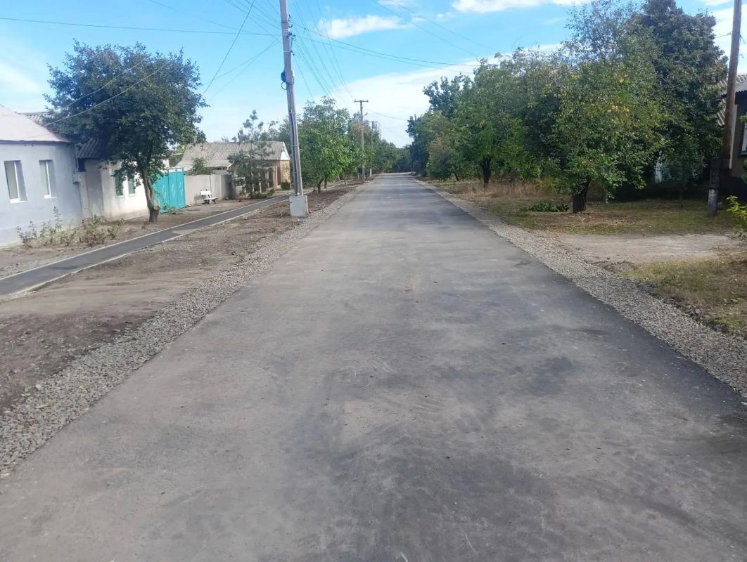 В Лутугино завершили капитальный ремонт дорог по улицам Пушкина и Маяковского
