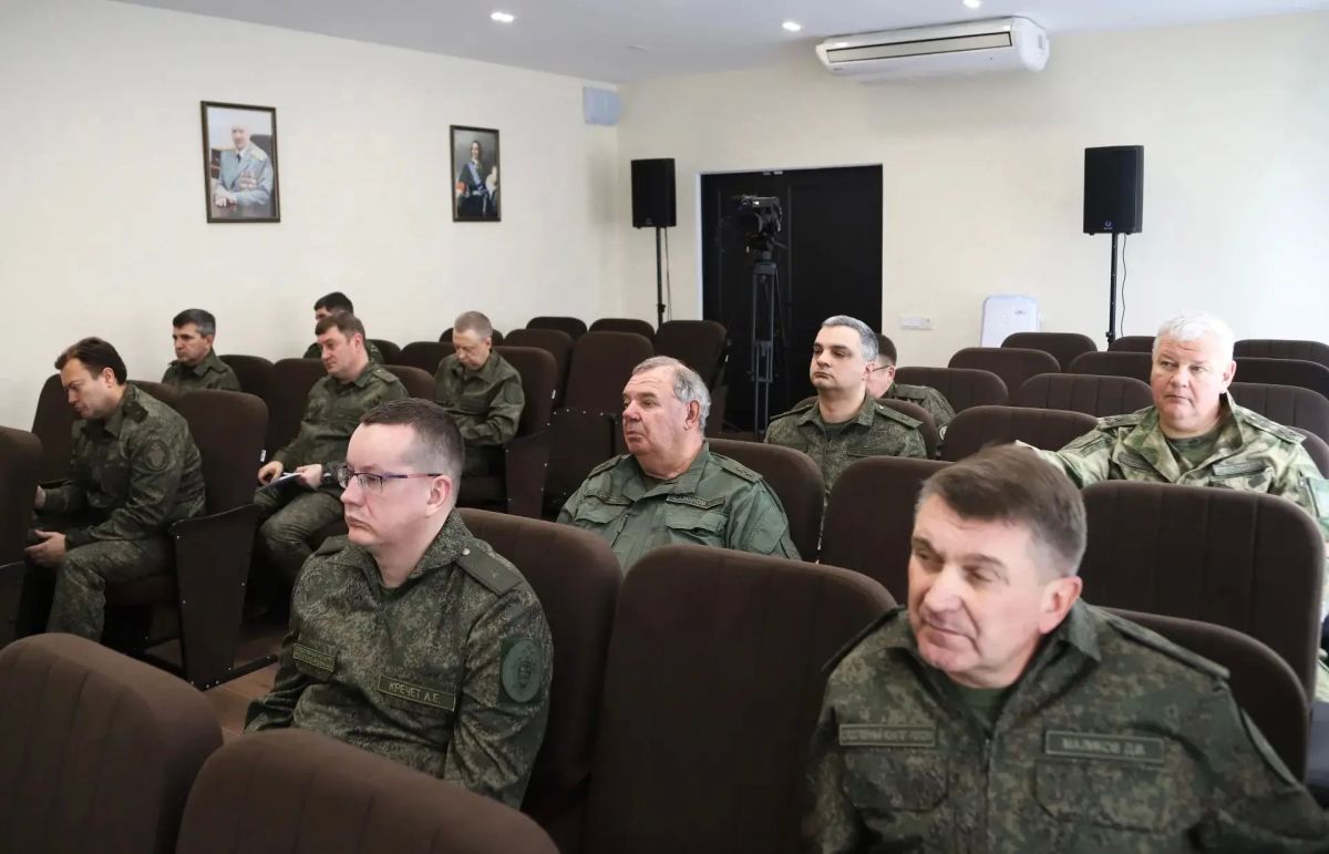 Председатель СК России провел оперативное совещание в Луганске Председатель СК России провел оперативное совещание в Луганске